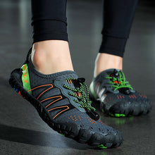 Load image into Gallery viewer, Men Ultra Light Barefoot Outdoor Running Shoes